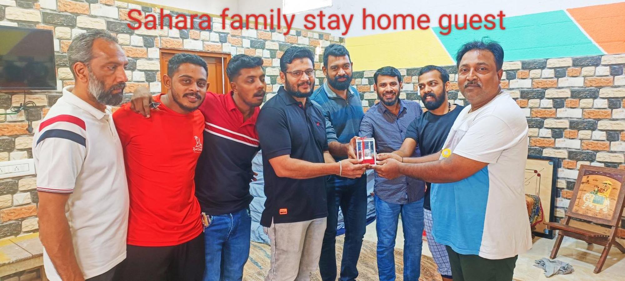 Sahara Family *
