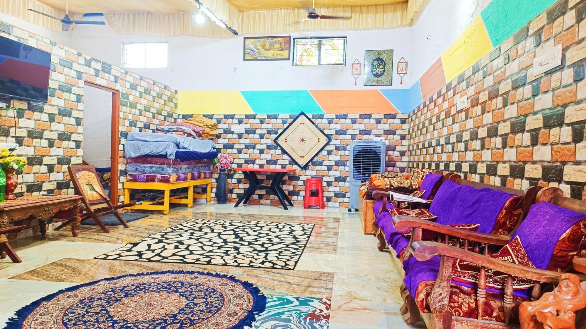 Sahara Family Holiday home *